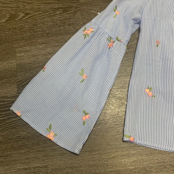 Off the shoulder size S Gypsies & Moondust Top - Picture 2 of 6